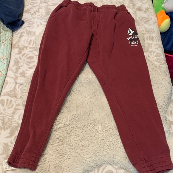 Volcom Stone Burgundy Joggers - Picture 1 of 4